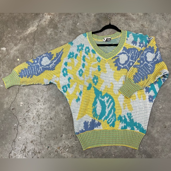 Floral knit sweater - Picture 2 of 3